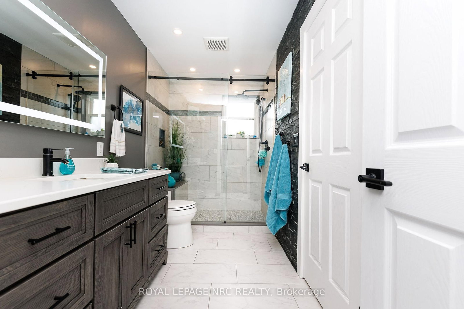 277 FORKS Road • Welland, ON photo 16