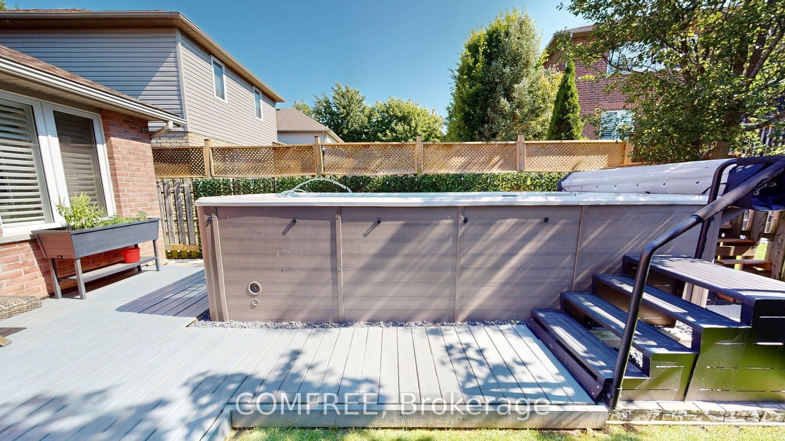 723 Munich Circle • Waterloo, ON photo 29
