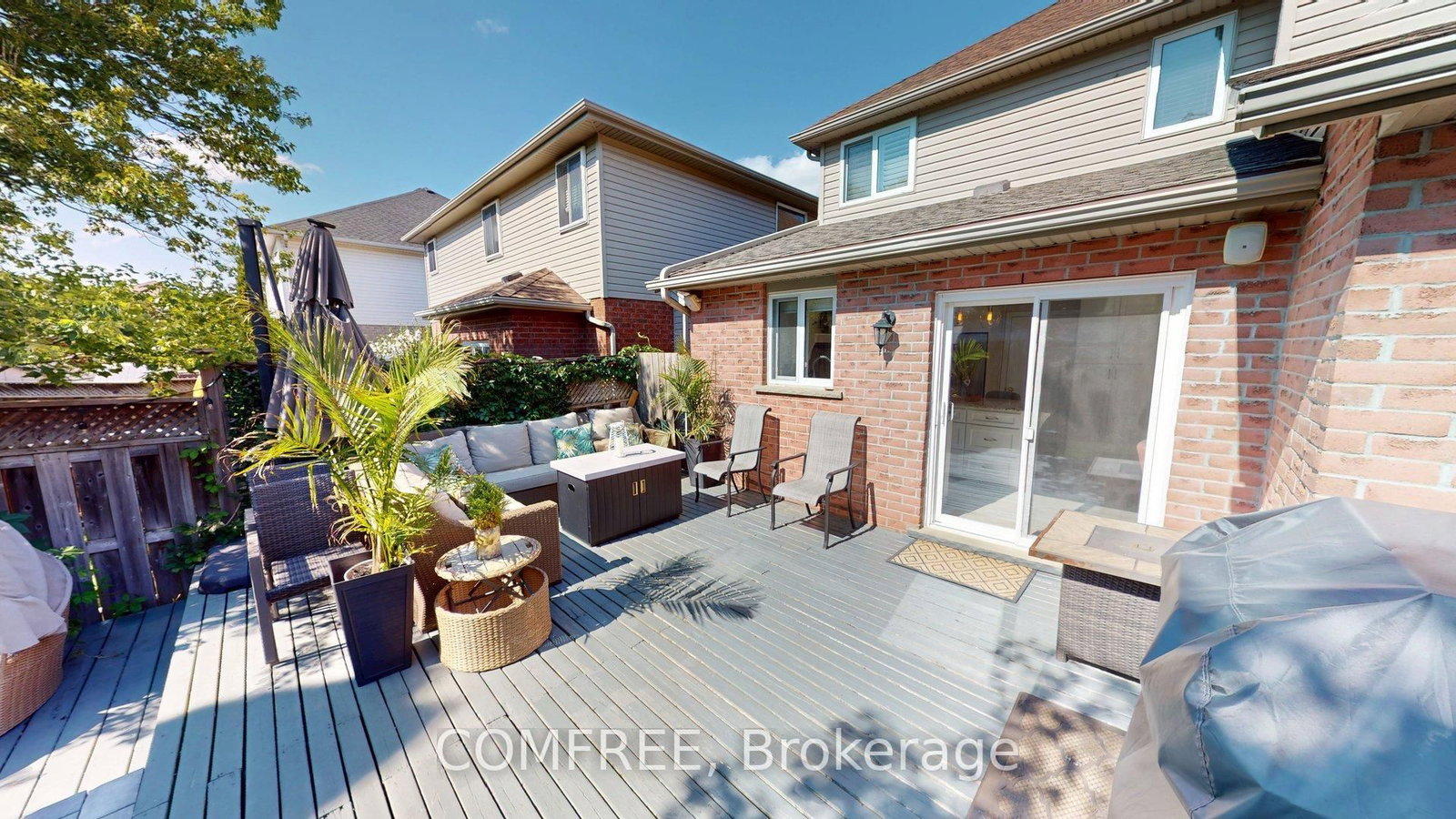 723 Munich Circle • Waterloo, ON photo 32