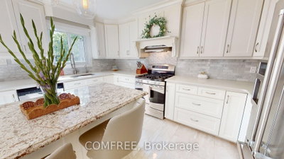 723 Munich Circle • Waterloo, ON photo 8