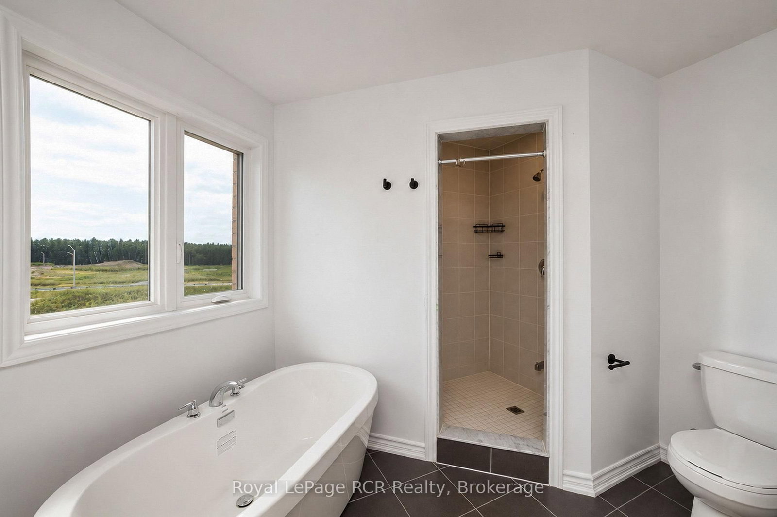 444 Vandusen Avenue • Southgate, ON photo 19