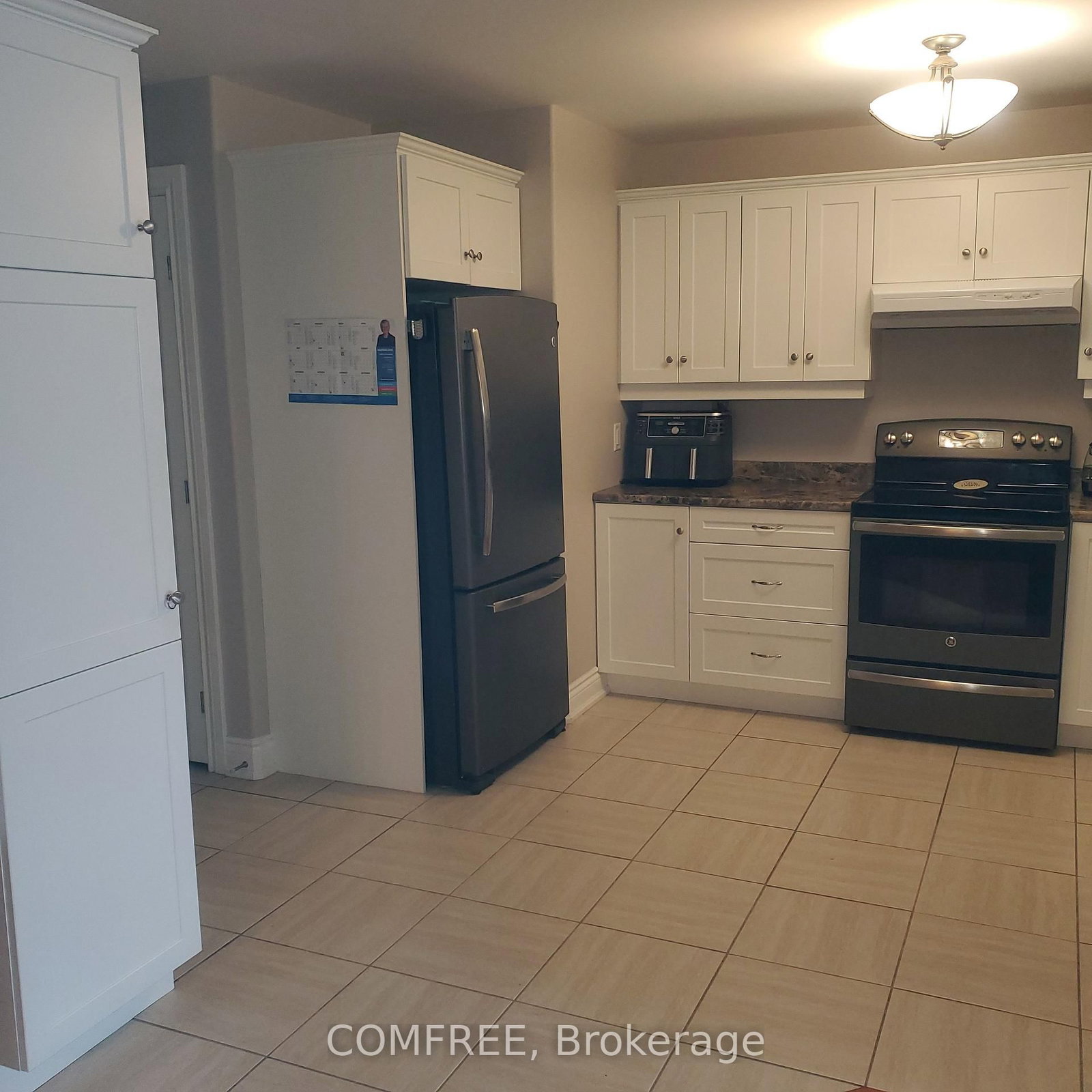 703 Aberdeen Street • Renfrew, ON photo 6