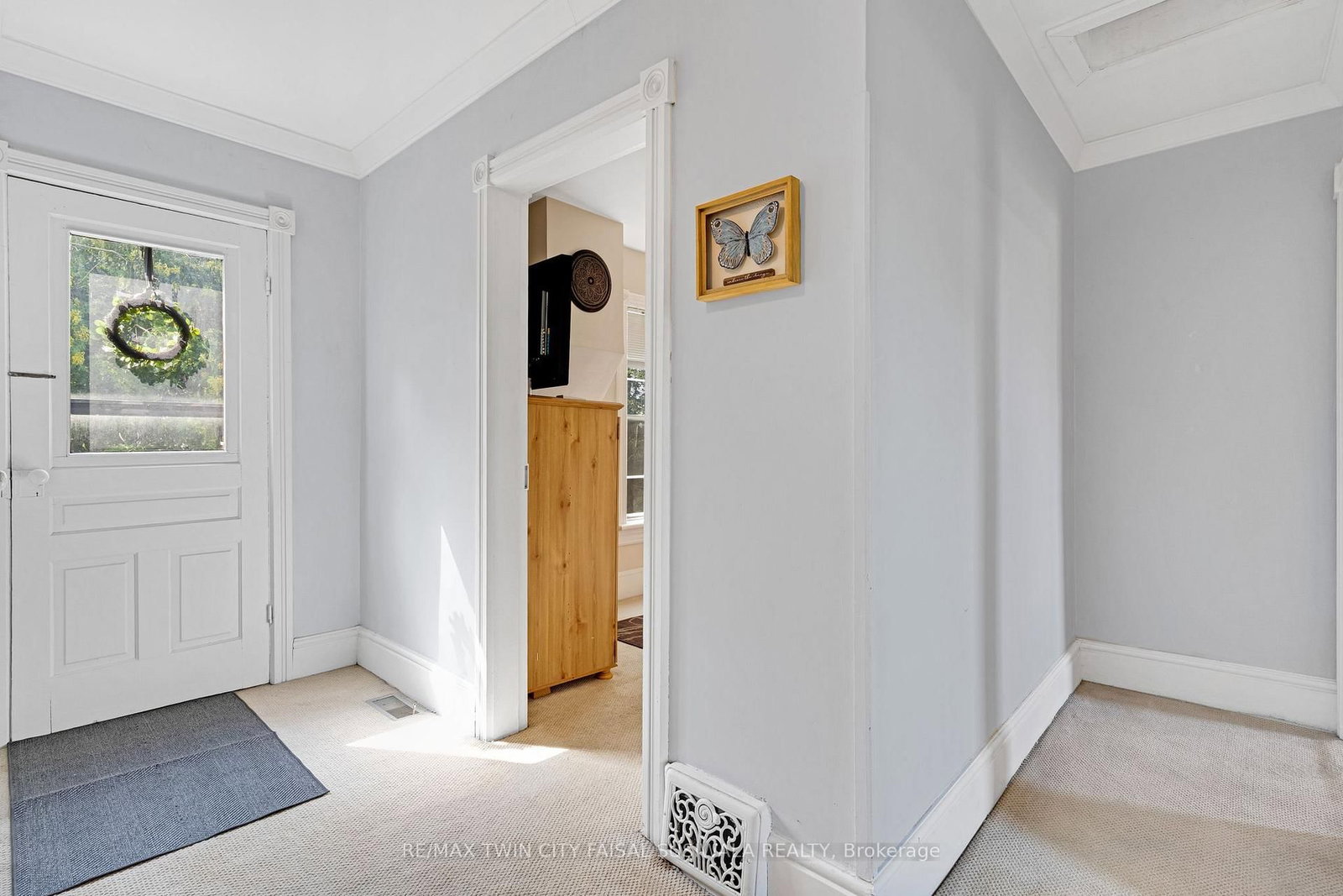 67 Queen Street W - Photo 33