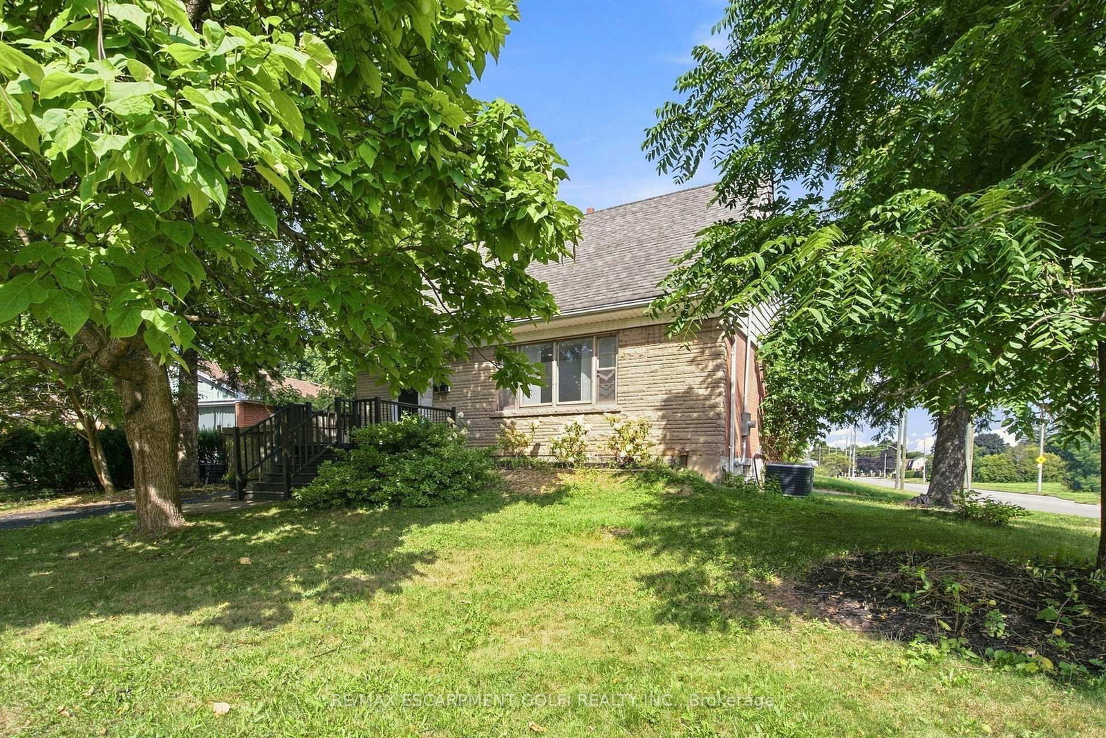 87 Radford Street • Hamilton, ON photo 30