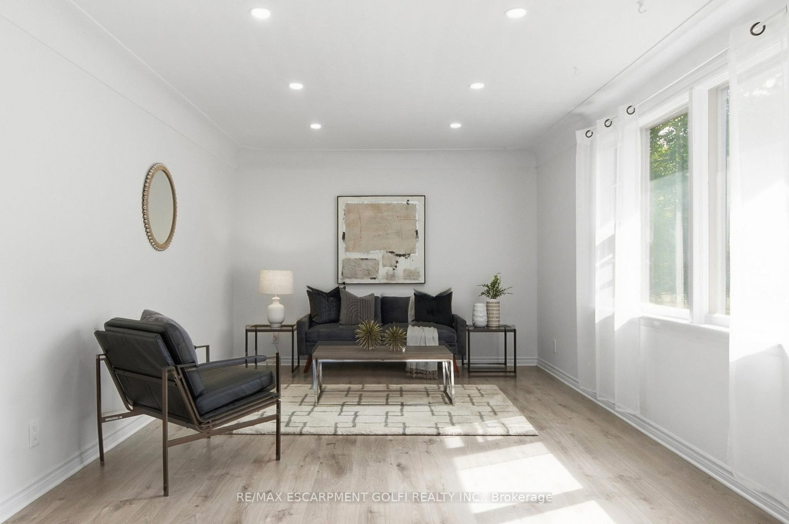 87 Radford Street • Hamilton, ON photo 4