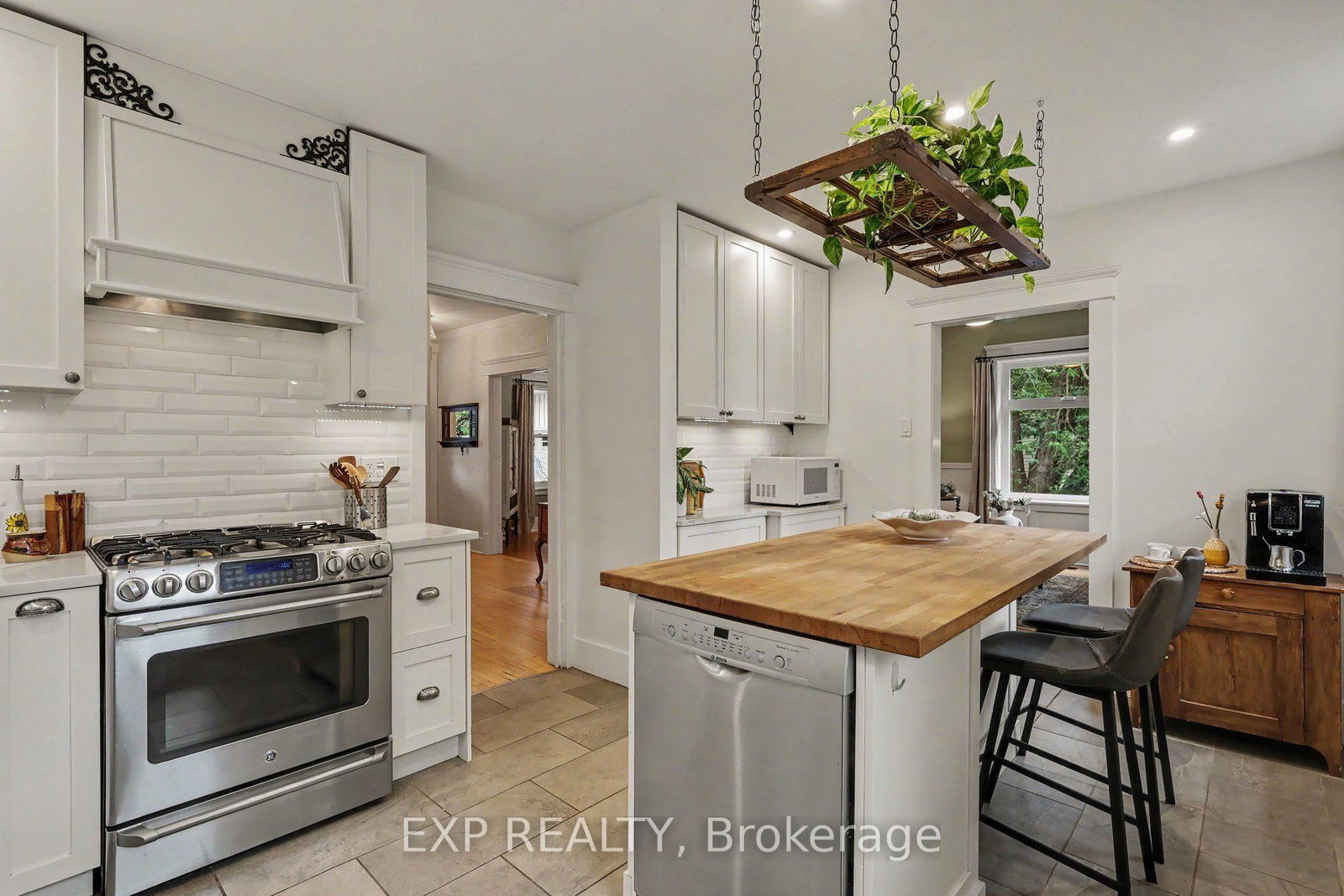 77 Mill Street • Russell, ON photo 11