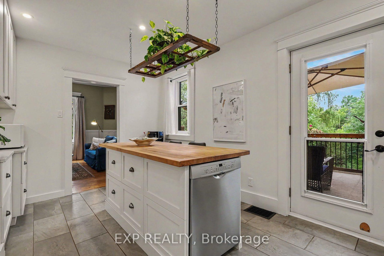 77 Mill Street • Russell, ON photo 12