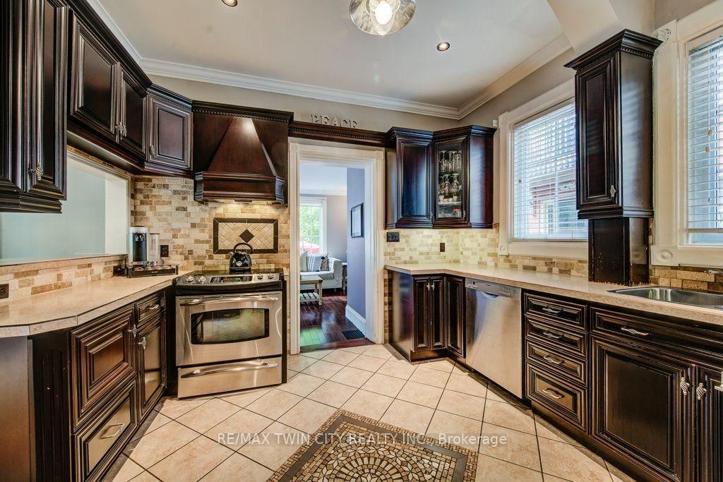 138 Water Street S • Kitchener, ON photo 16