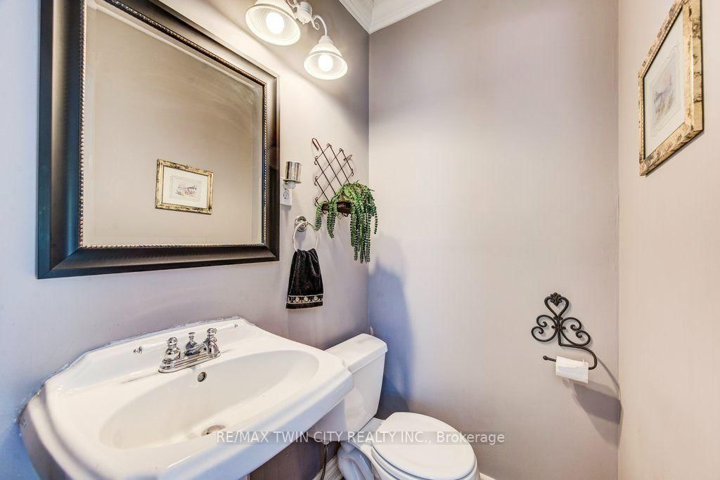 138 Water Street S • Kitchener, ON photo 23