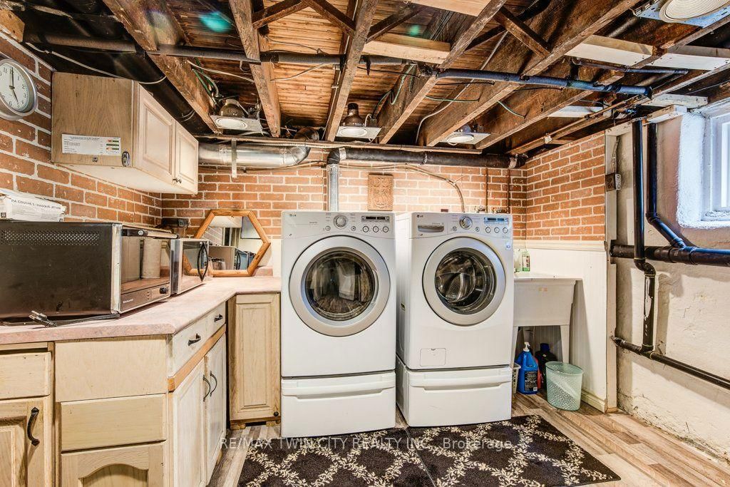 138 Water Street S • Kitchener, ON photo 36