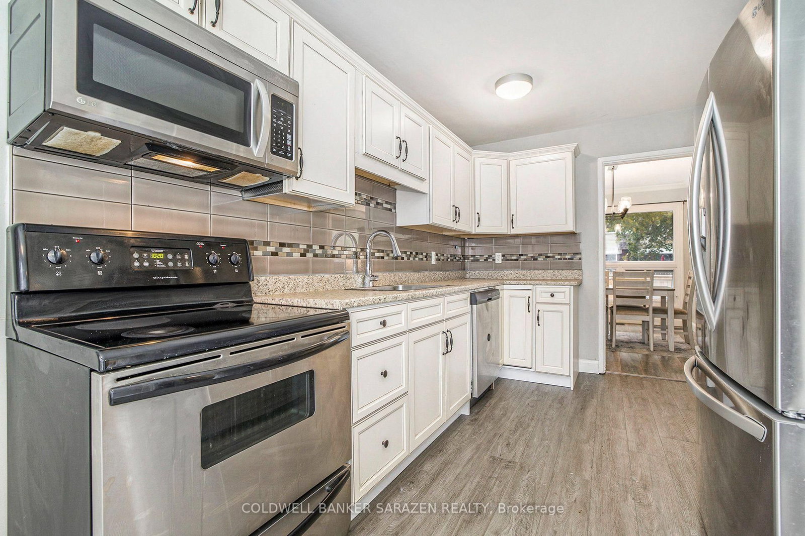 110 Rutherford Court • Ottawa, ON photo 11