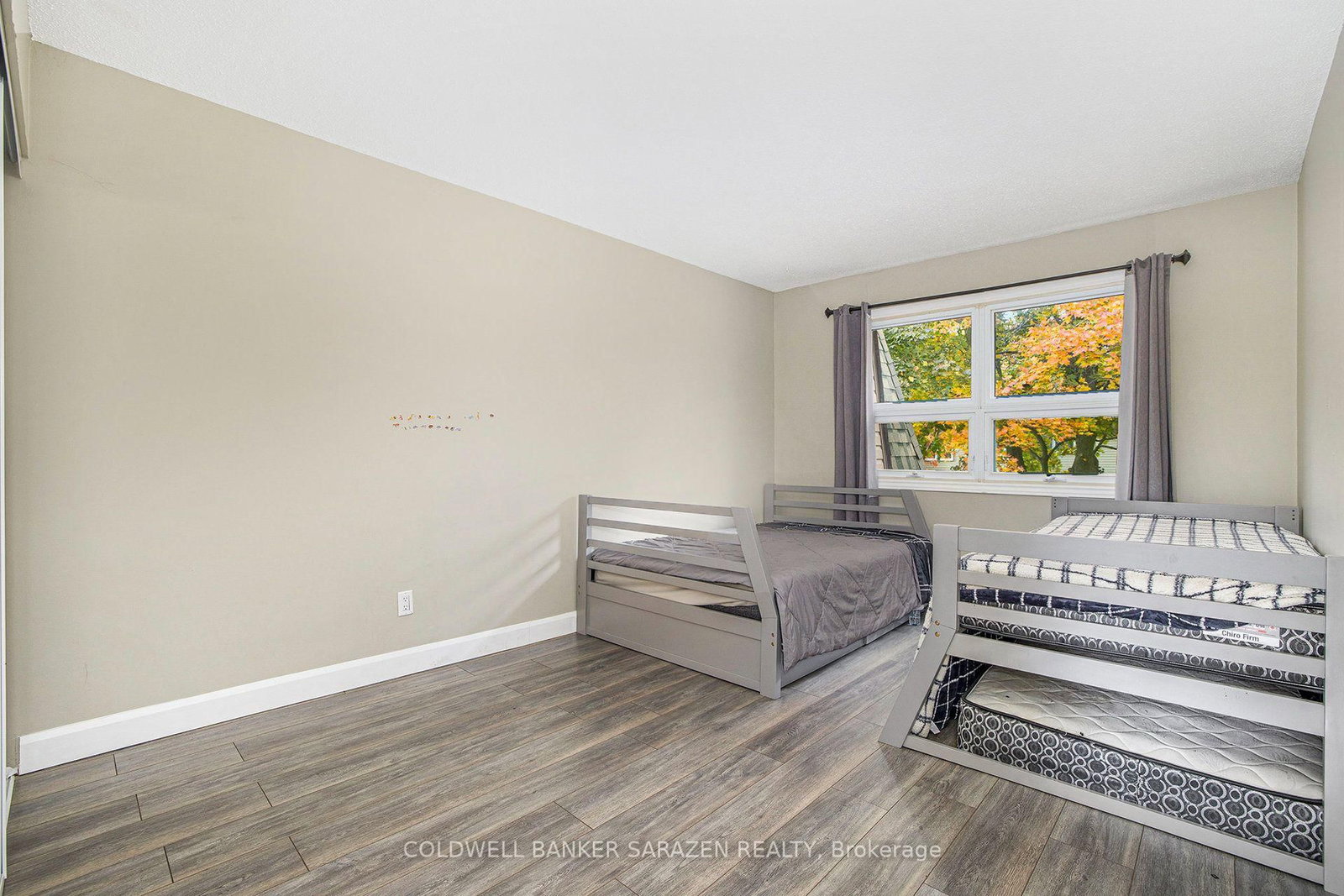 110 Rutherford Court • Ottawa, ON photo 18