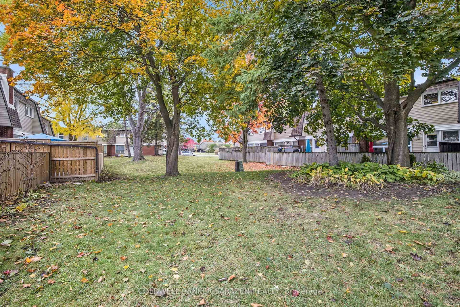 110 Rutherford Court • Ottawa, ON photo 25