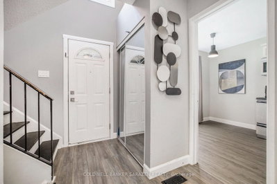 110 Rutherford Court • Ottawa, ON photo 4