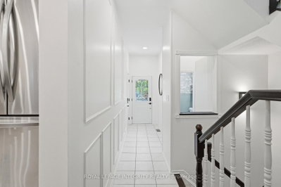 1341 Halton Terrace • Ottawa, ON photo 5