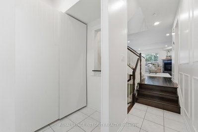 1341 Halton Terrace • Ottawa, ON photo 7