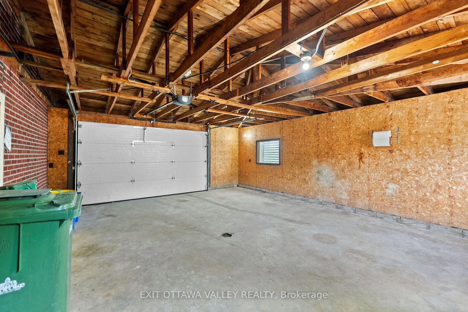 164 Maple Avenue • Pembroke, ON photo 35