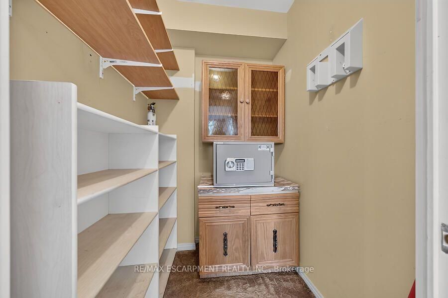 30 Harrisford Street • #908 • Hamilton, ON photo 15