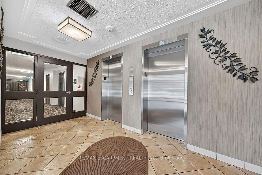 30 Harrisford Street • #908 • Hamilton, ON photo 5
