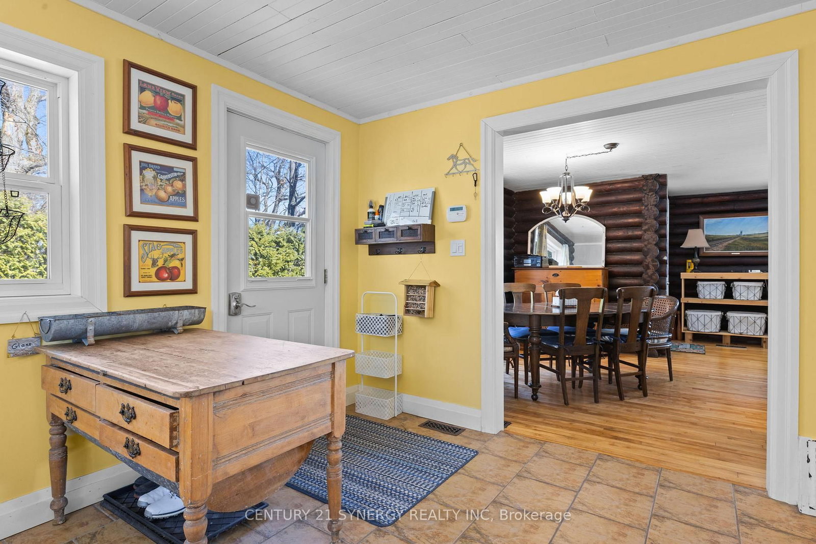 4/6 Sifton Road • Front of Yonge, ON photo 33