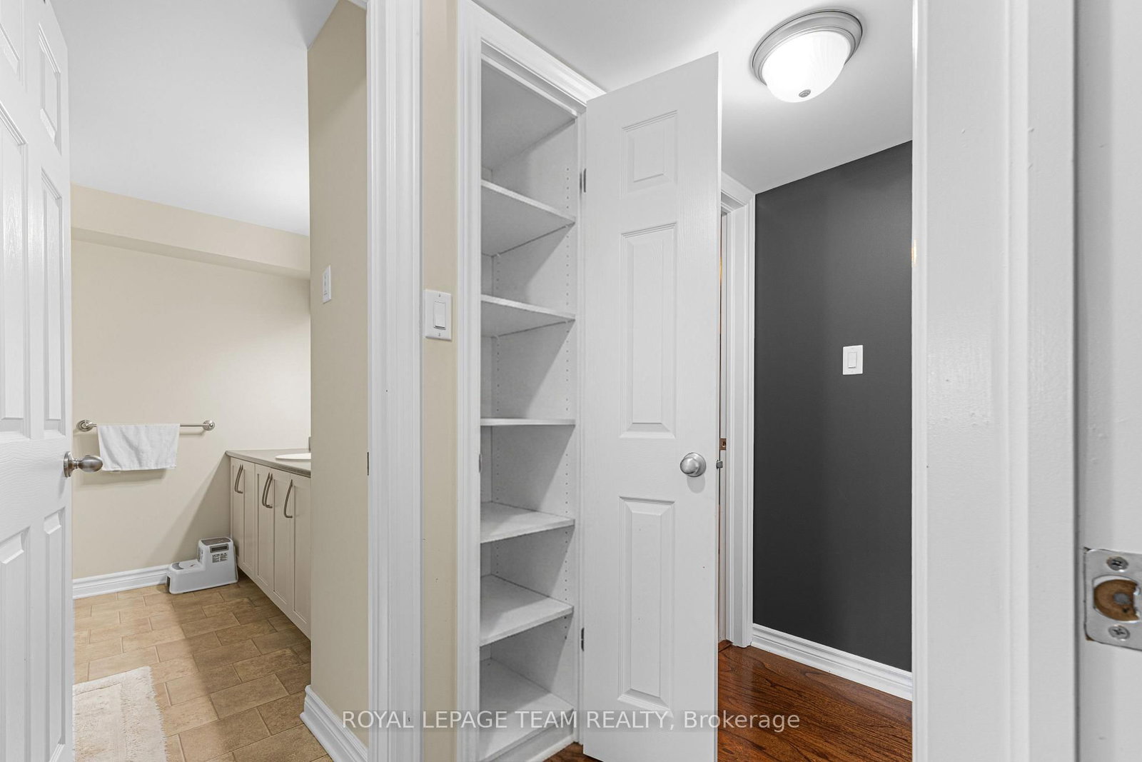 313 Cresthaven Drive • #6 • Ottawa, ON photo 16