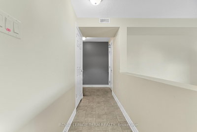 313 Cresthaven Drive • #6 • Ottawa, ON photo 6