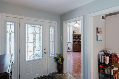 482 CREEKWOOD Drive • Saugeen Shores, ON photo 6