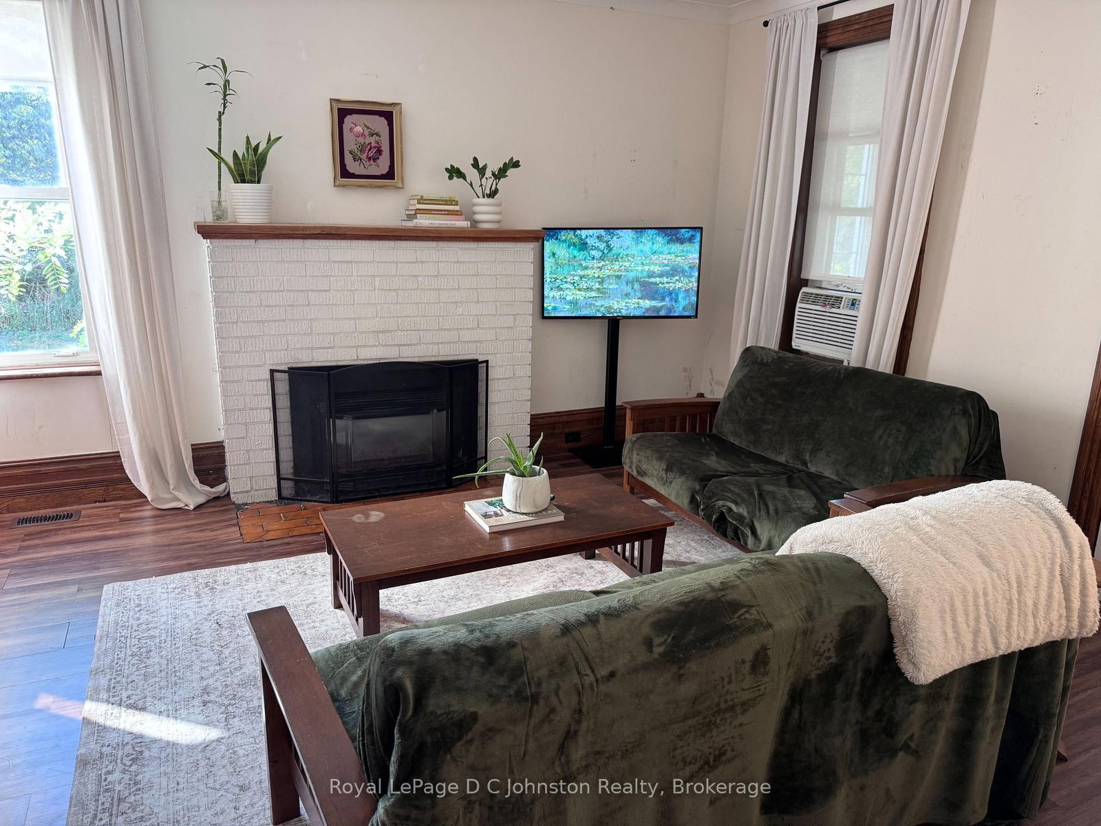 43 Albert Street N • Saugeen Shores, ON photo 3
