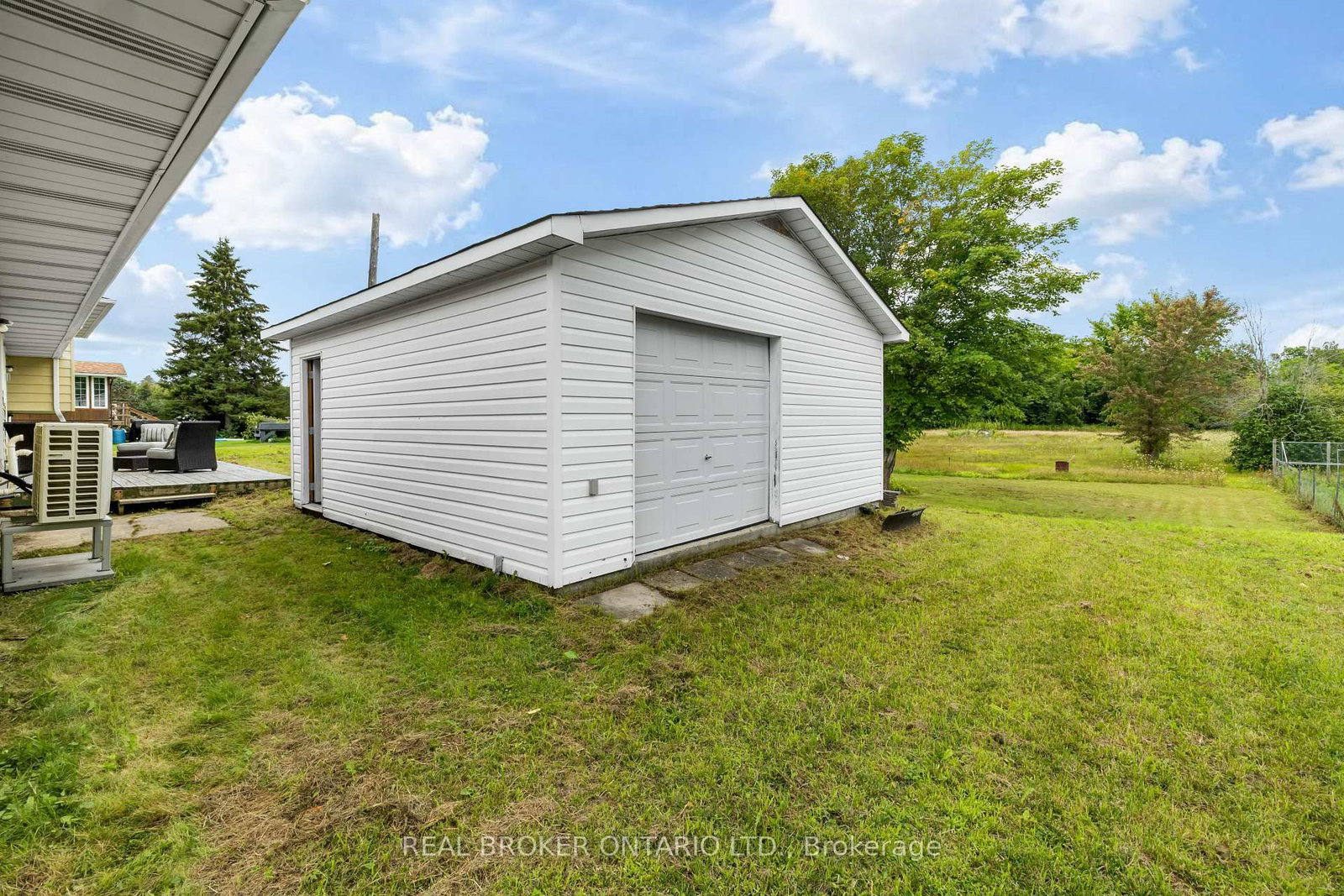 672 Line 3 Line • Elizabethtown-Kitley, ON photo 45