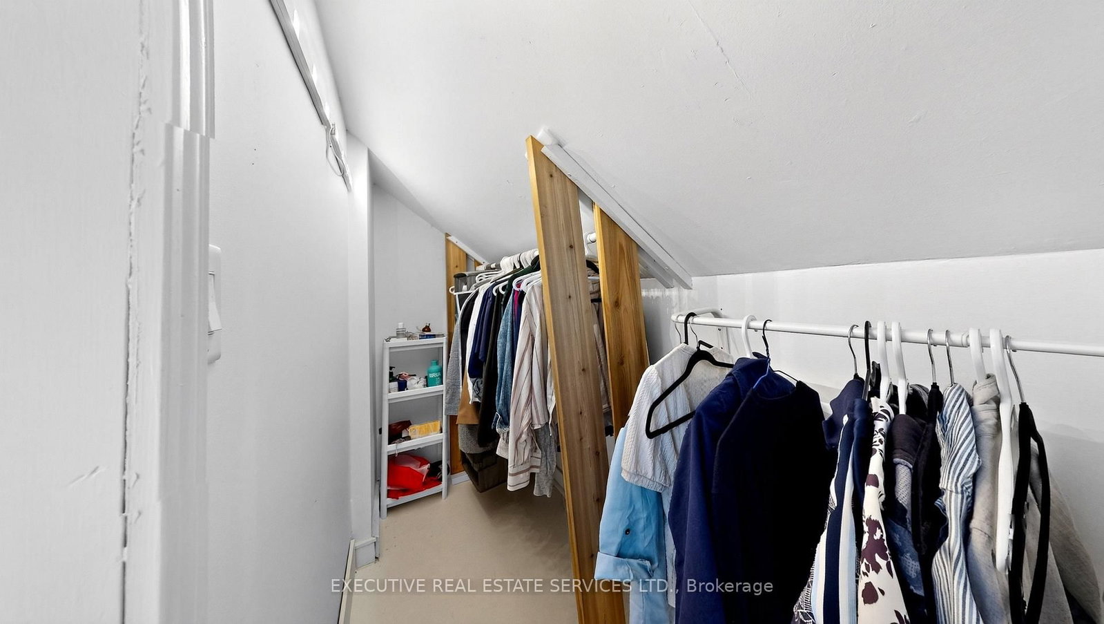 38 Parker Street • St. Catharines, ON photo 22