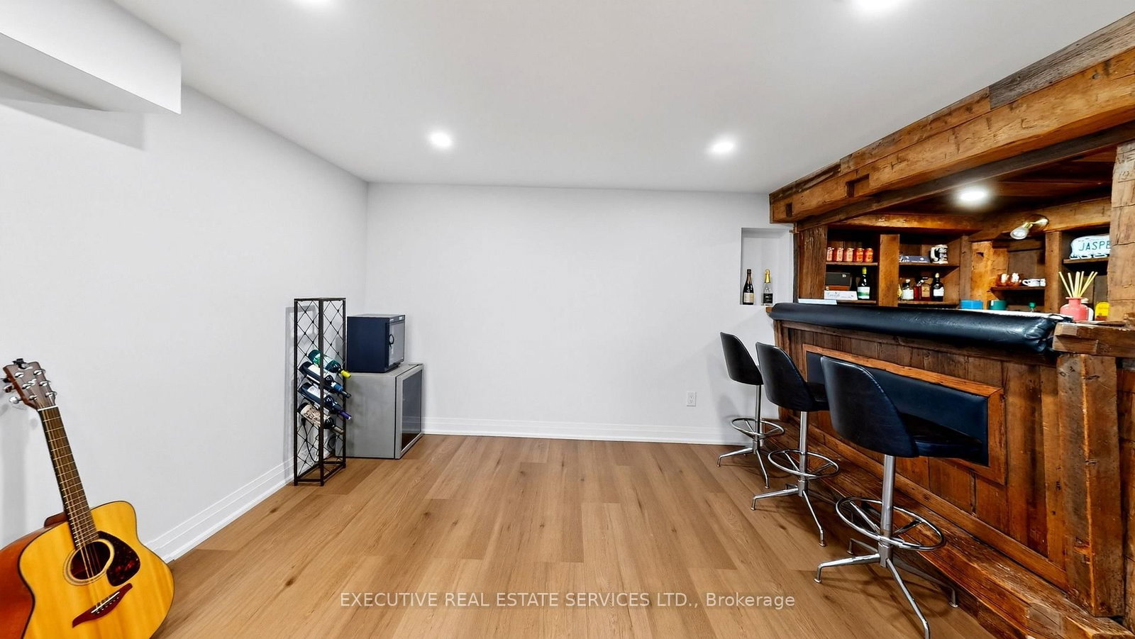 38 Parker Street • St. Catharines, ON photo 30