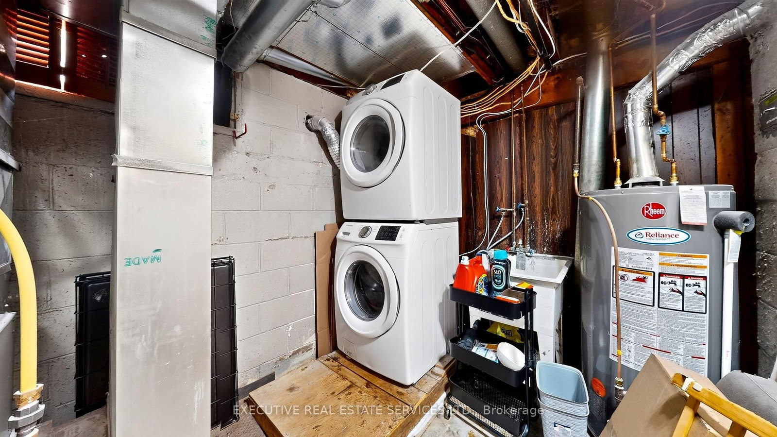 38 Parker Street • St. Catharines, ON photo 34