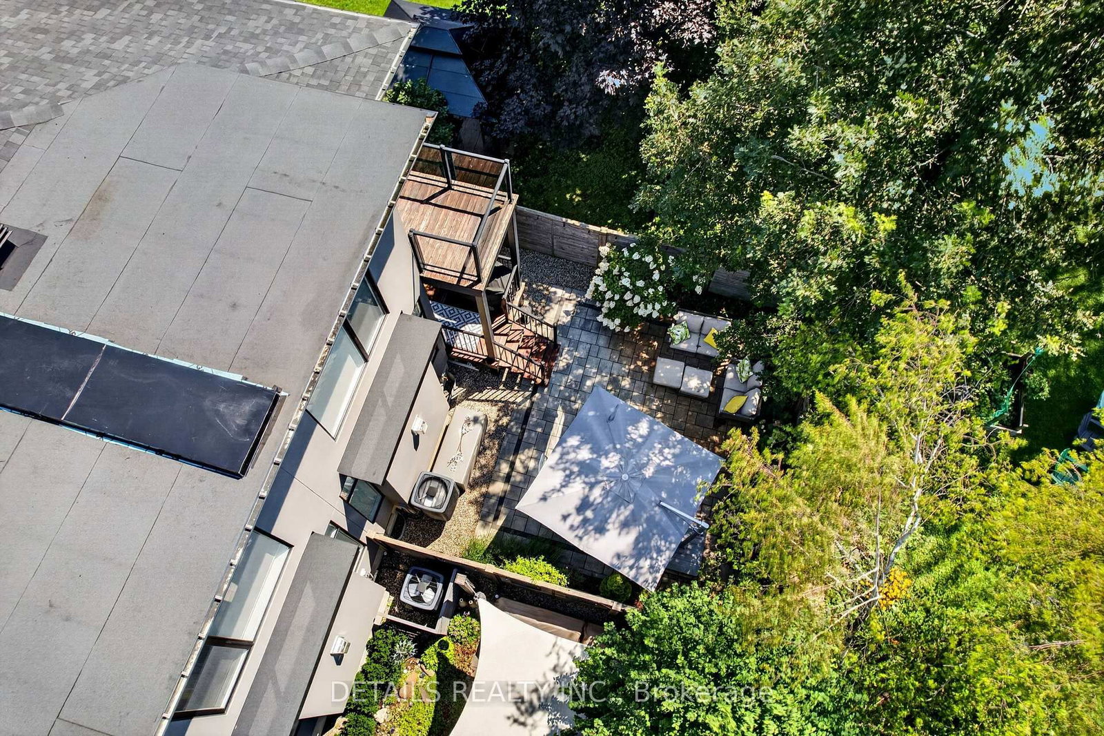 296 Kirchoffer Avenue • Ottawa, ON photo 39