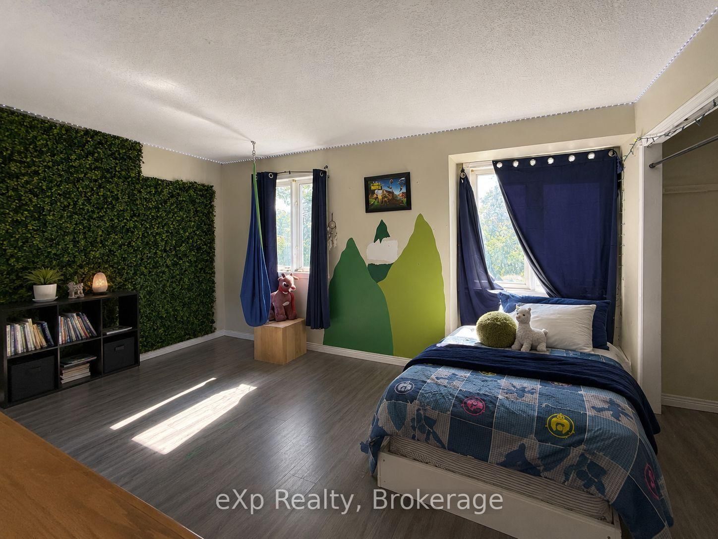 560 John Street S • Gravenhurst, ON photo 16