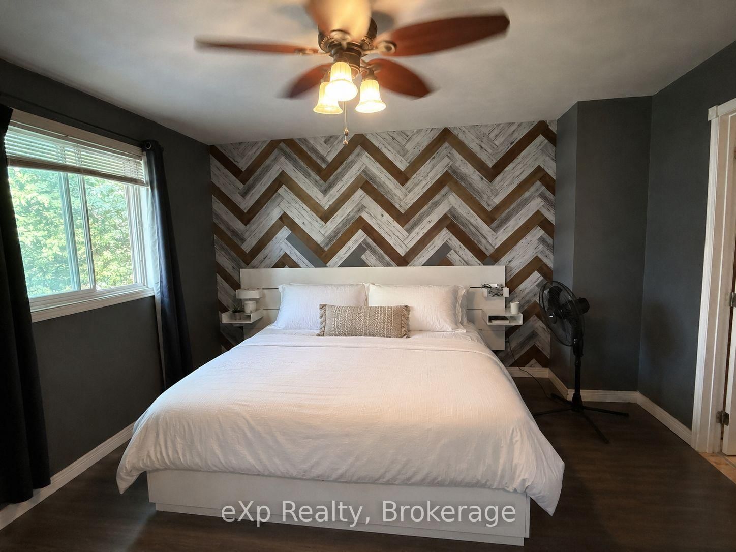 560 John Street S • Gravenhurst, ON photo 19
