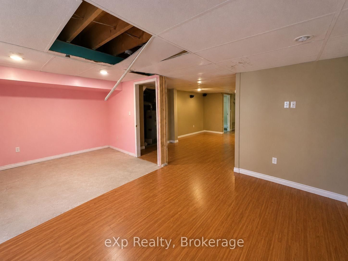 560 John Street S • Gravenhurst, ON photo 27