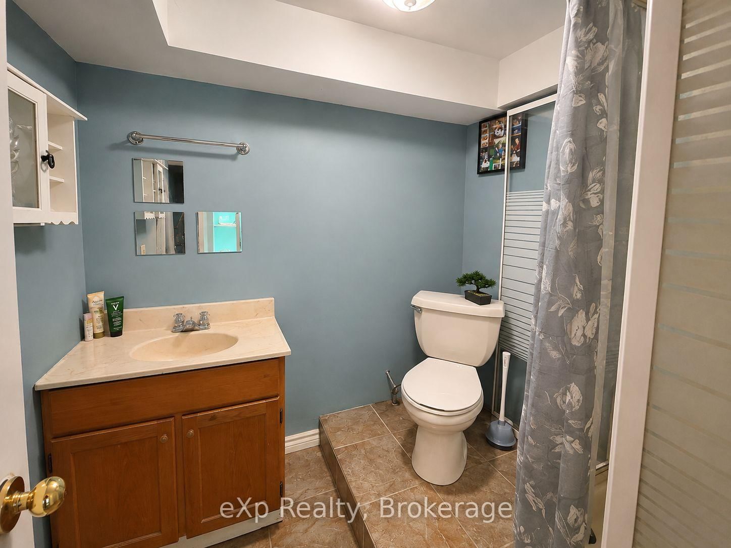 560 John Street S • Gravenhurst, ON photo 28