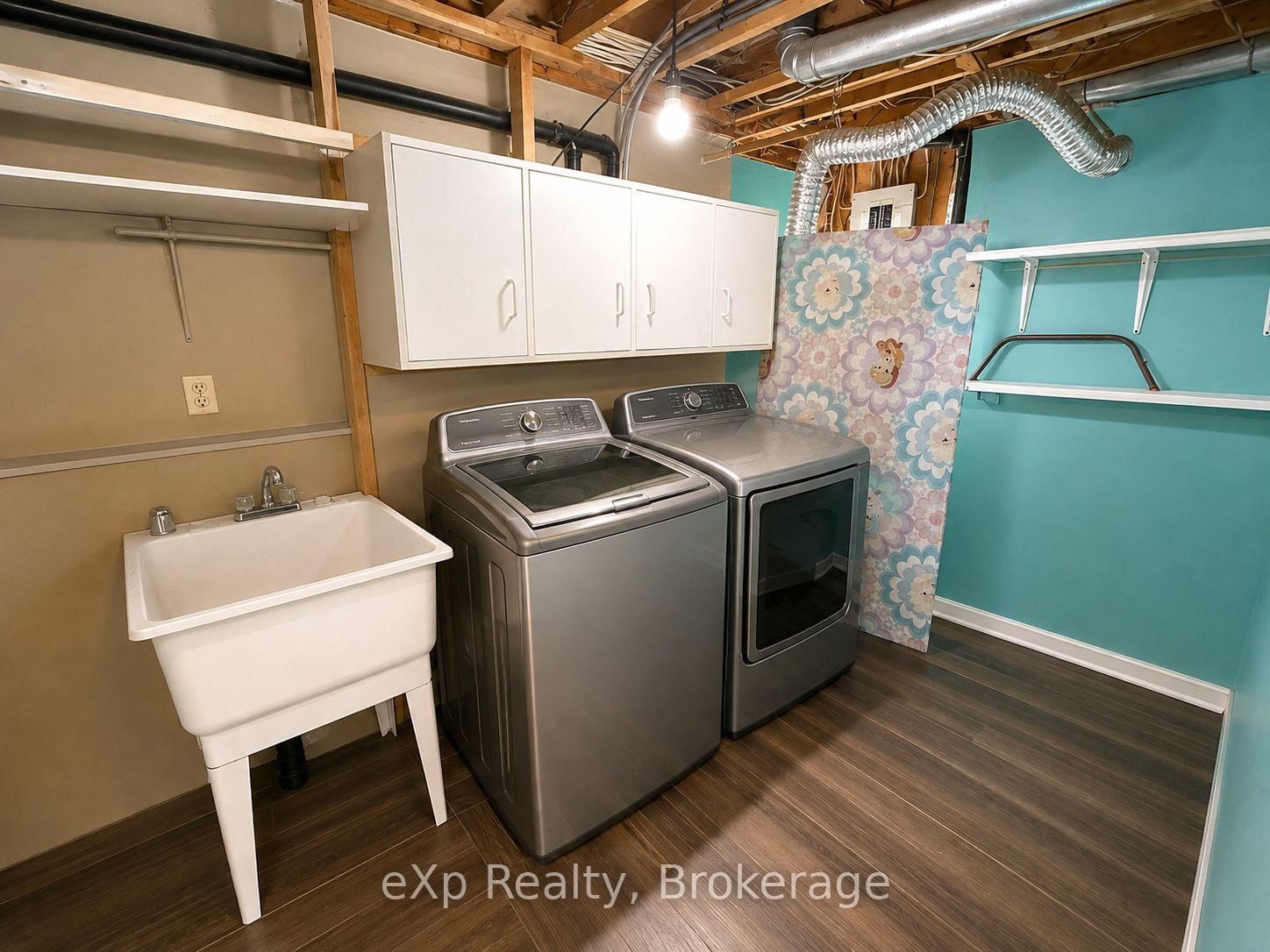 560 John Street S • Gravenhurst, ON photo 30