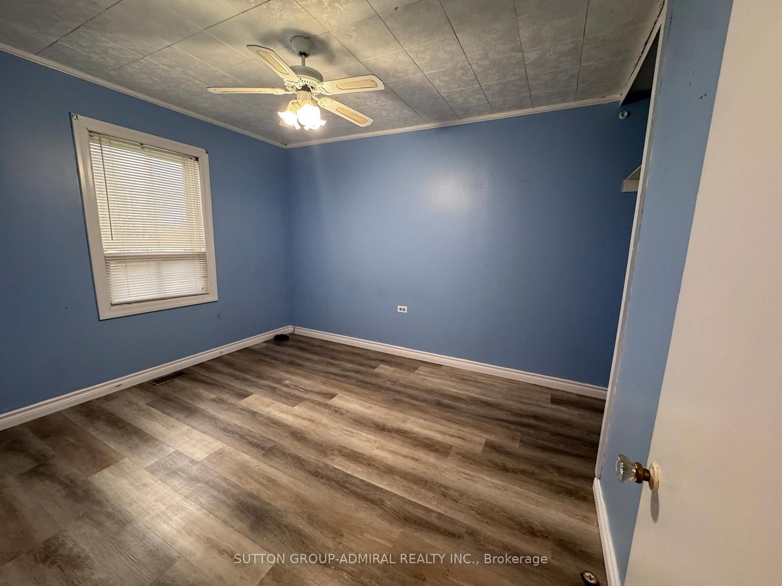 305 Crowland Avenue • Welland, ON photo 11