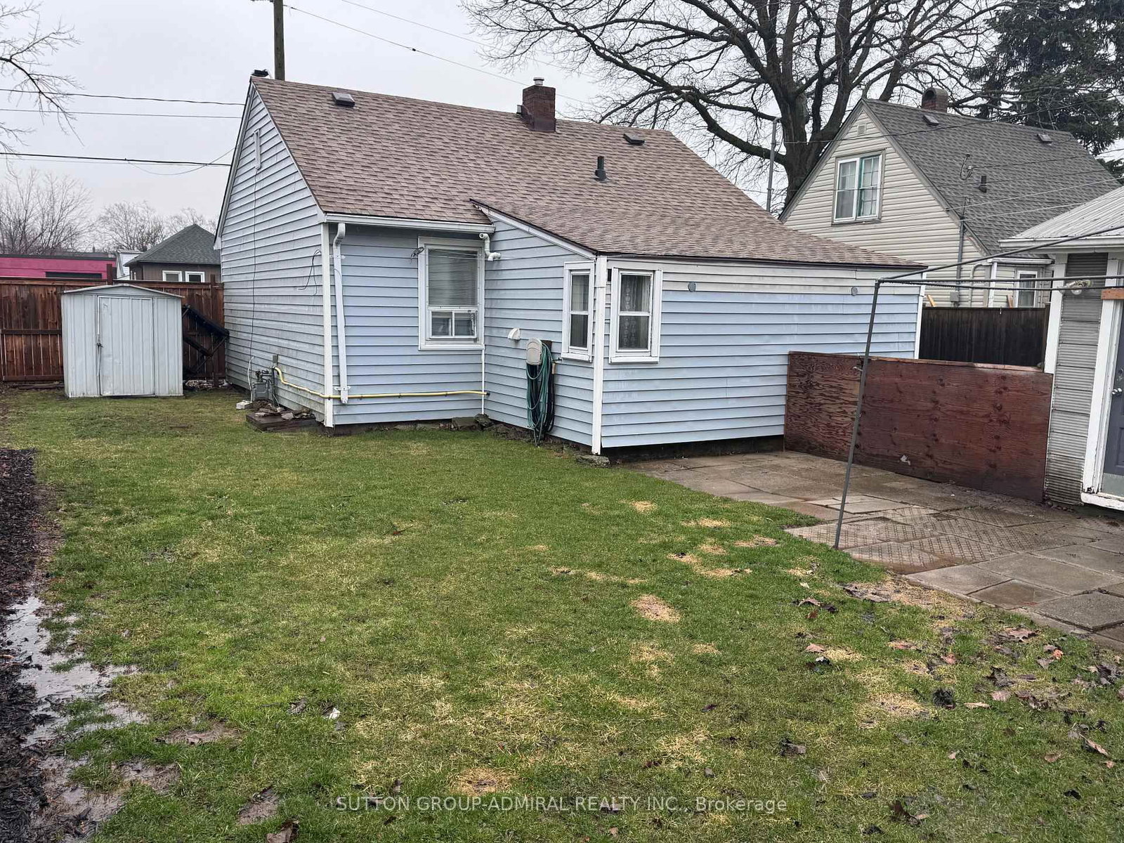 305 Crowland Avenue • Welland, ON photo 18