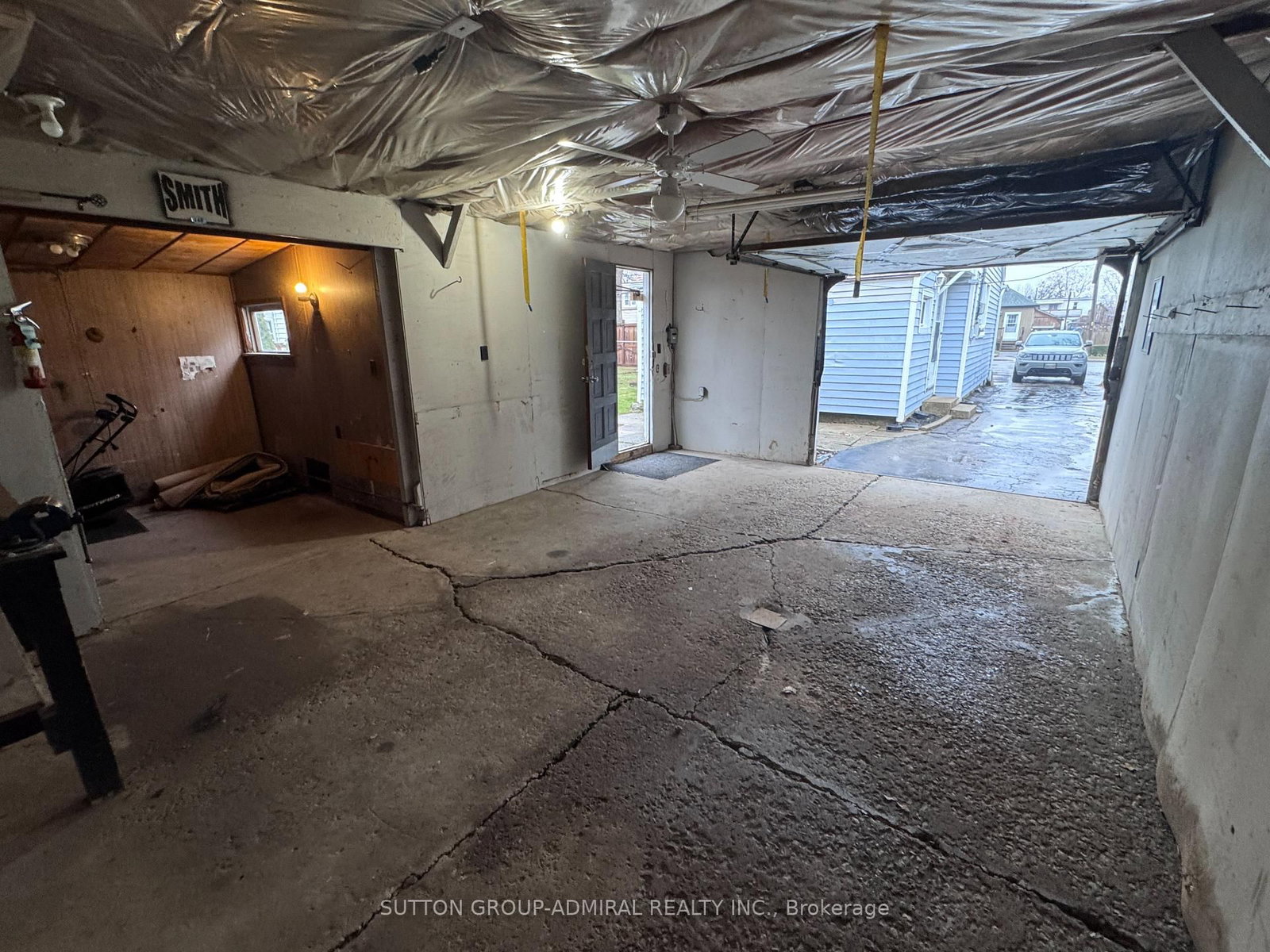 305 Crowland Avenue • Welland, ON photo 21