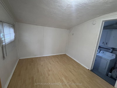 305 Crowland Avenue • Welland, ON photo 5