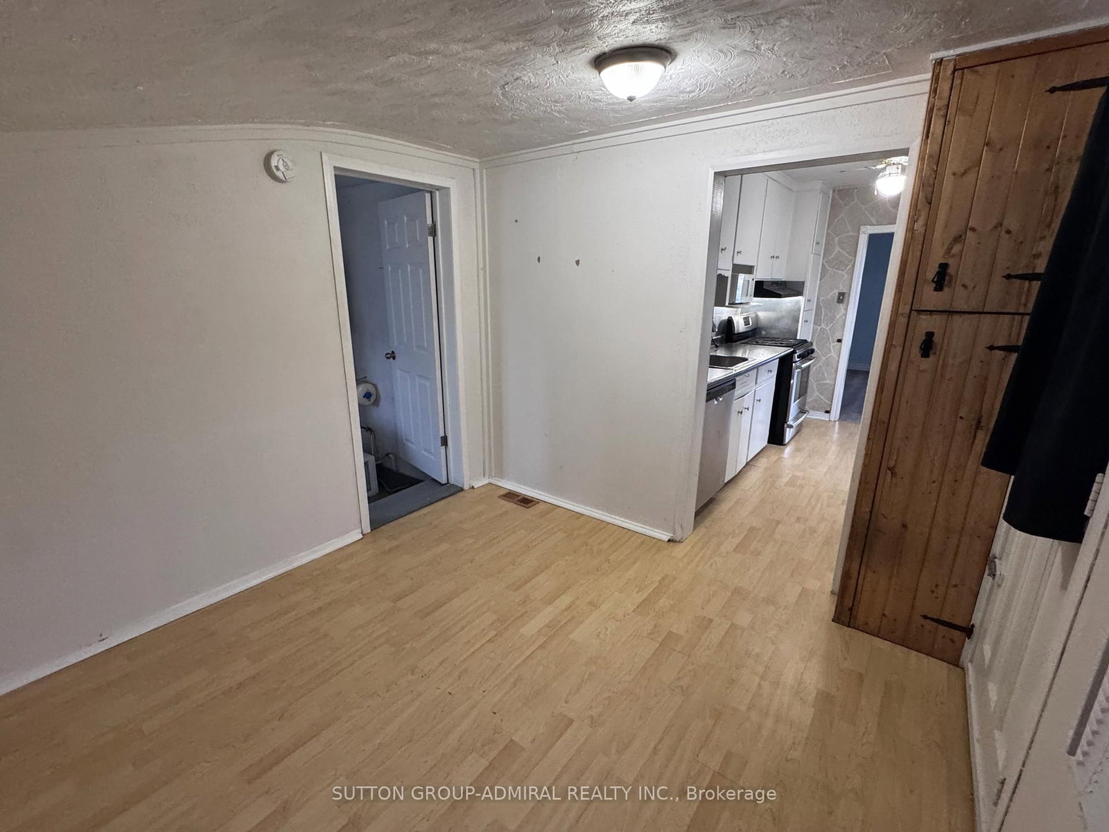 305 Crowland Avenue • Welland, ON photo 7
