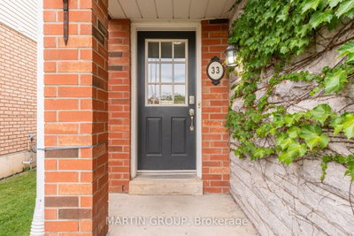 33 Slater Court • Hamilton, ON photo 6