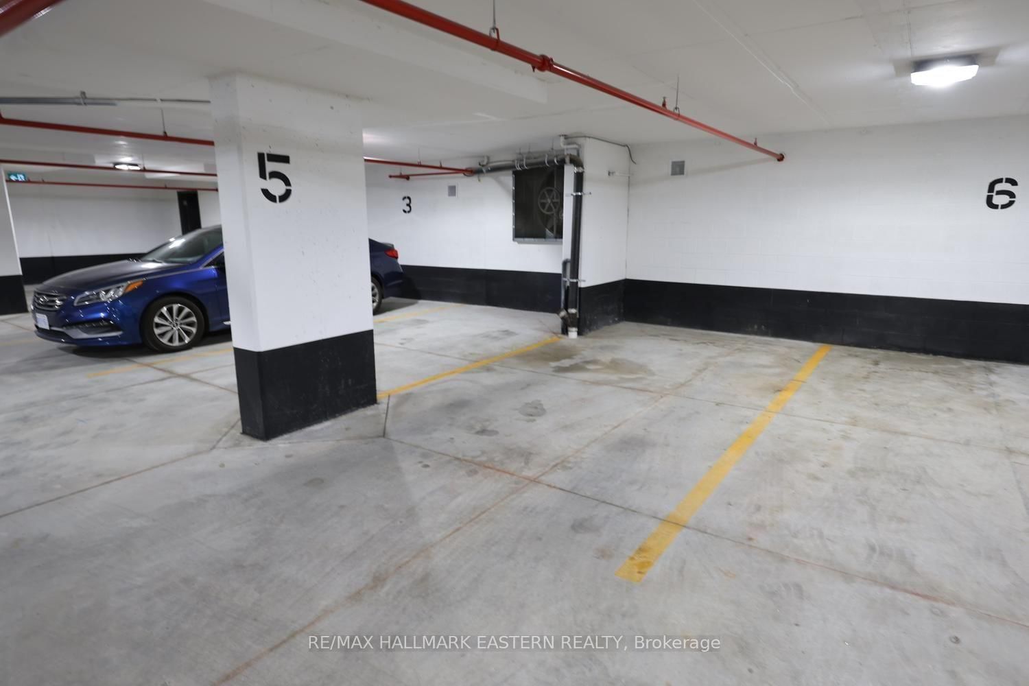 Listing Image 37