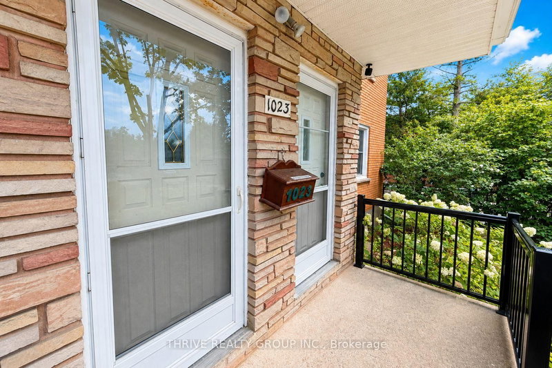 1023 Eagle Dr photo 4