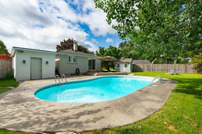 26 HEATH Place • London South, ON photo 4