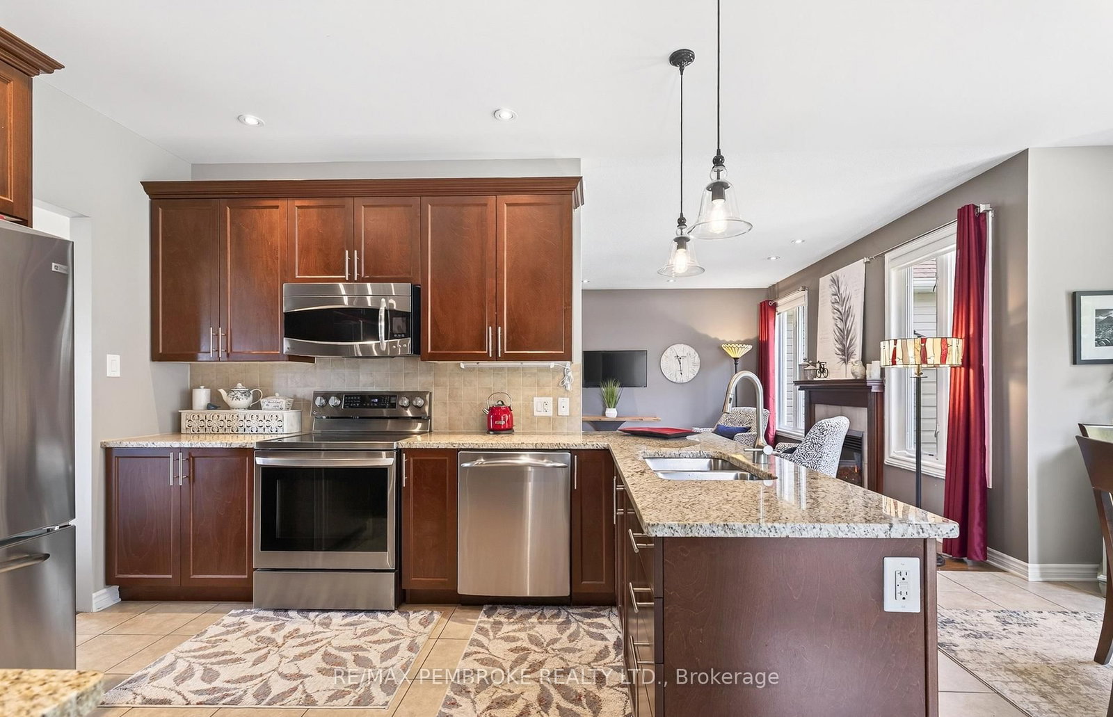 26 Bedard Boulevard • Petawawa, ON photo 11