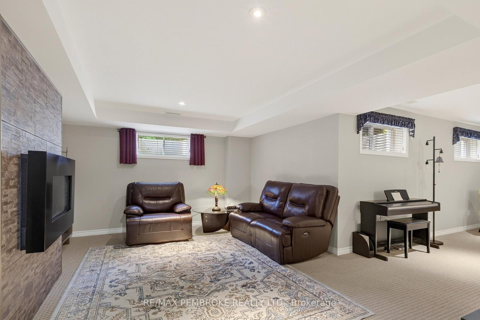 26 Bedard Boulevard • Petawawa, ON photo 34