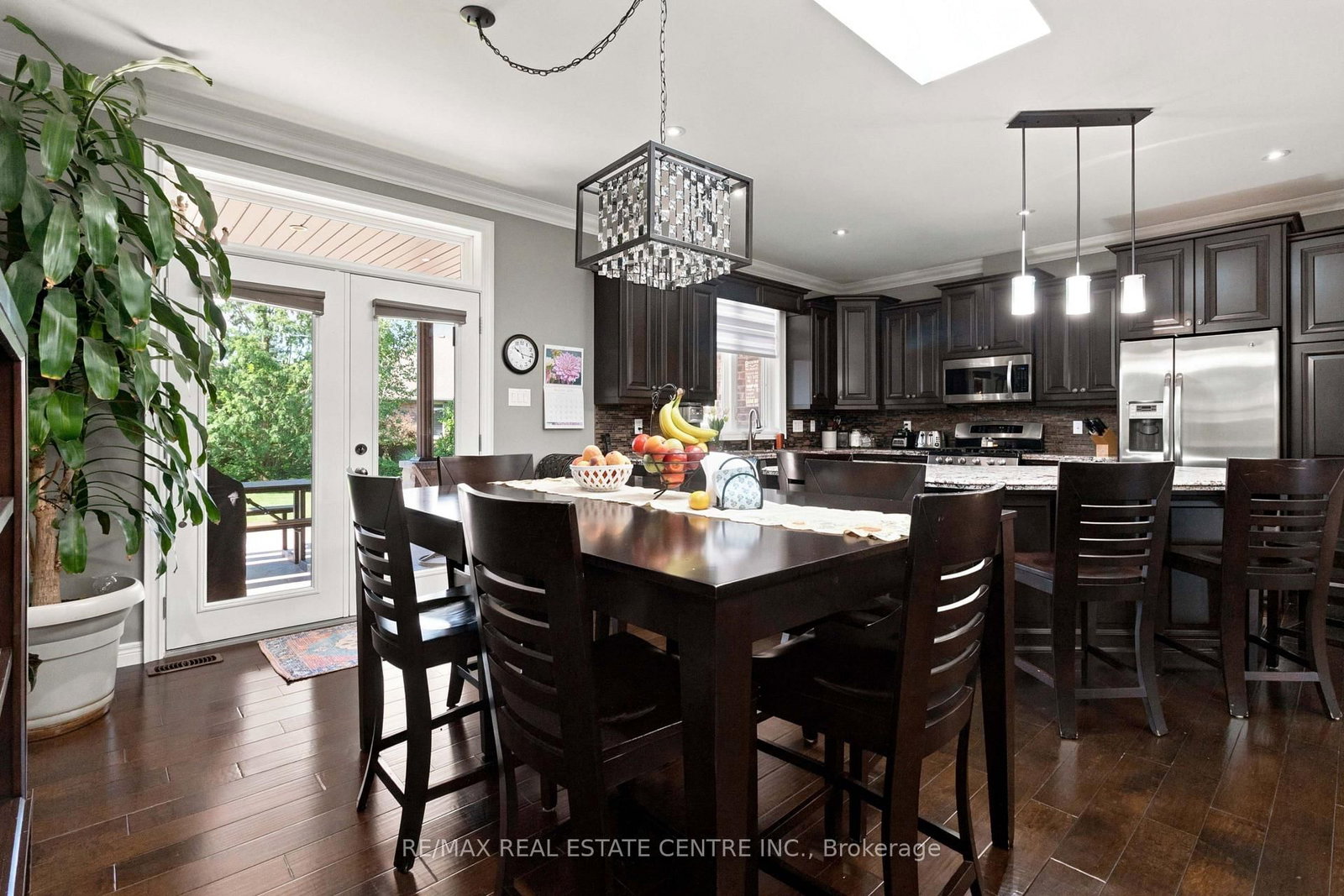 99 Magnolia Drive • Norfolk, ON photo 15